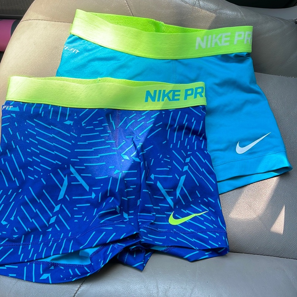 Nike pros